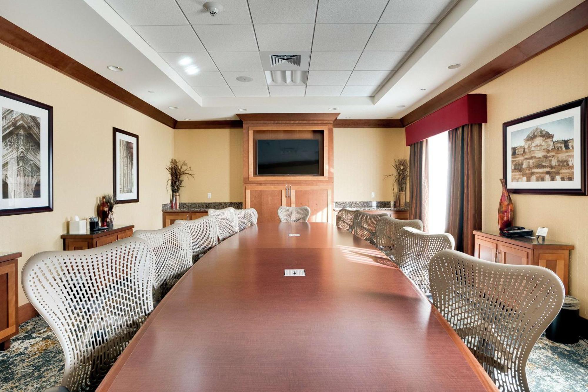Hilton Garden Inn Milwaukee Airport Luaran gambar