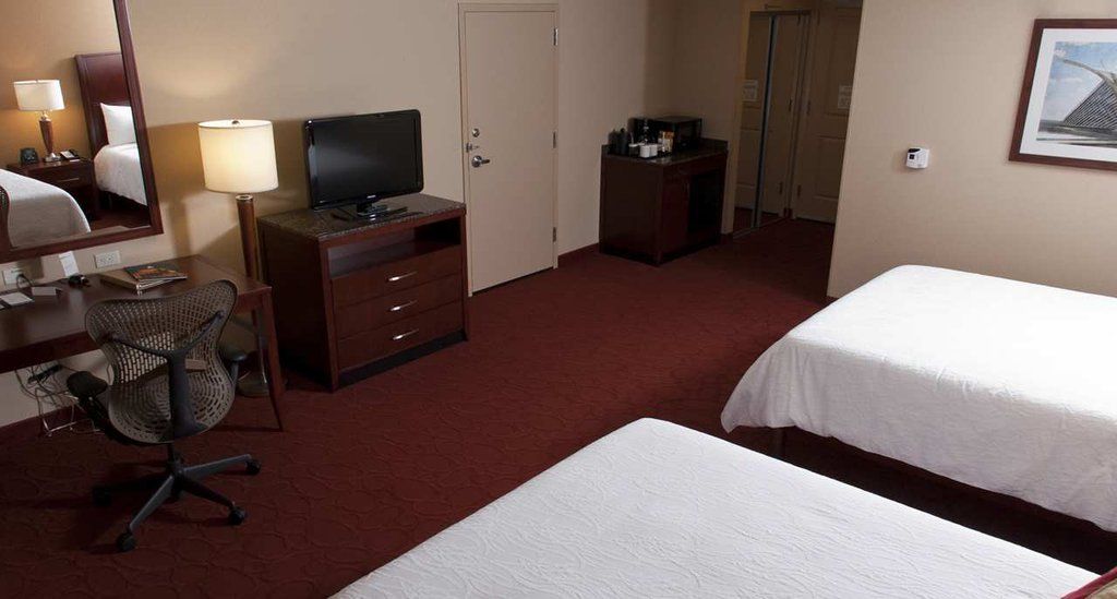 Hilton Garden Inn Milwaukee Airport Luaran gambar